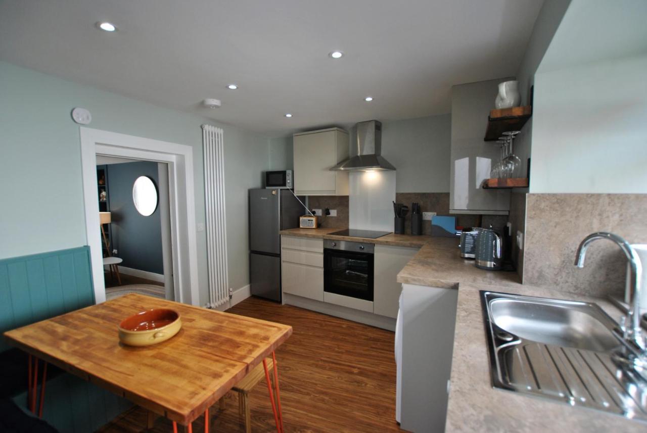 Auld Fishers Catch- Homely Apartment Near The Sea アンストラザー エクステリア 写真
